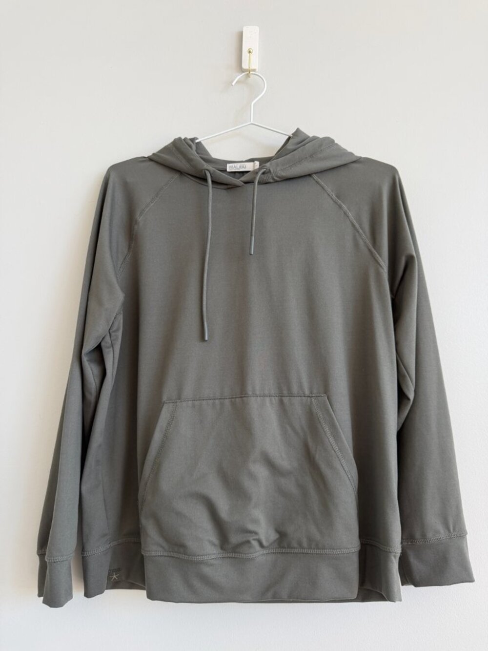 Barefoot Dreams Malibu Butterchic Hoodie Olive Green S Kangaroo Pocket